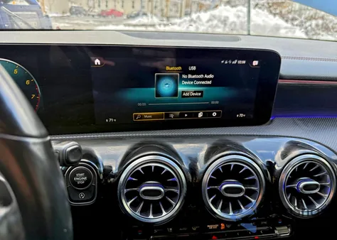 2021 Mercedes-Benz Cla 250 4Matic z USA, uszkodzony, nr VIN W1K5J4HB1MN180376